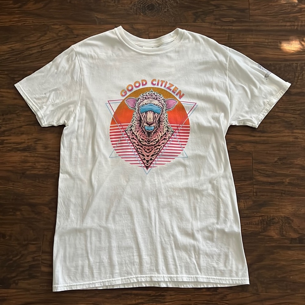 Good Citizen men’s white t shirt Large